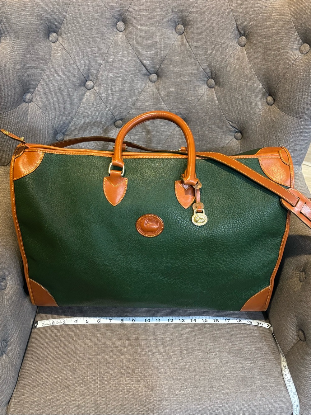 Rare Vintage Dooney & Bourke Fir Green and Tan Leather Weekender - Picture 3 of 13